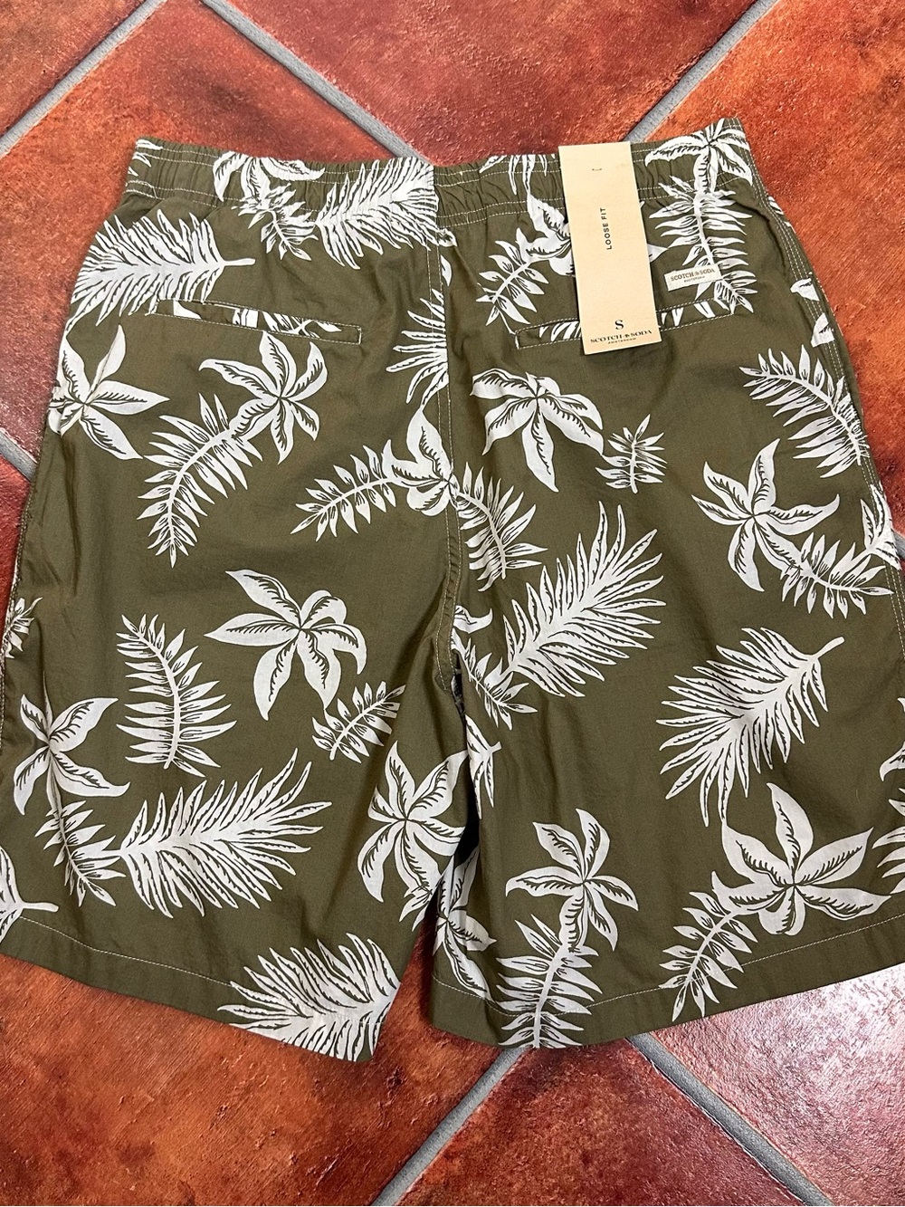 NWT Scotch & Soda Olive & White Tropical Shorts
